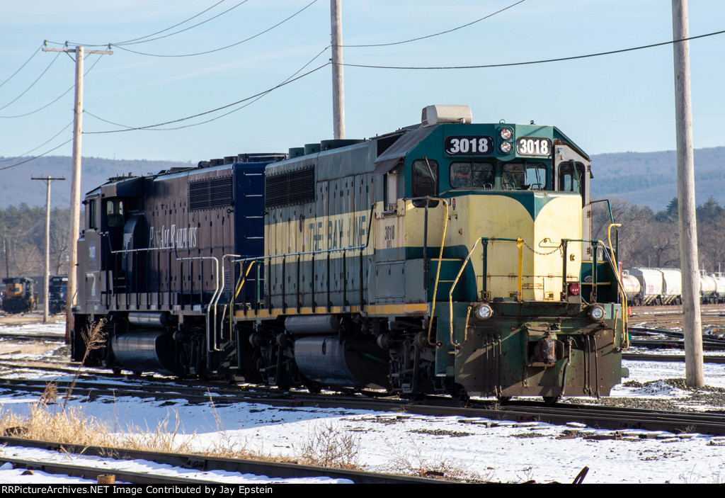 ED-9 departs the East Deerfield Yard Engine Facility 